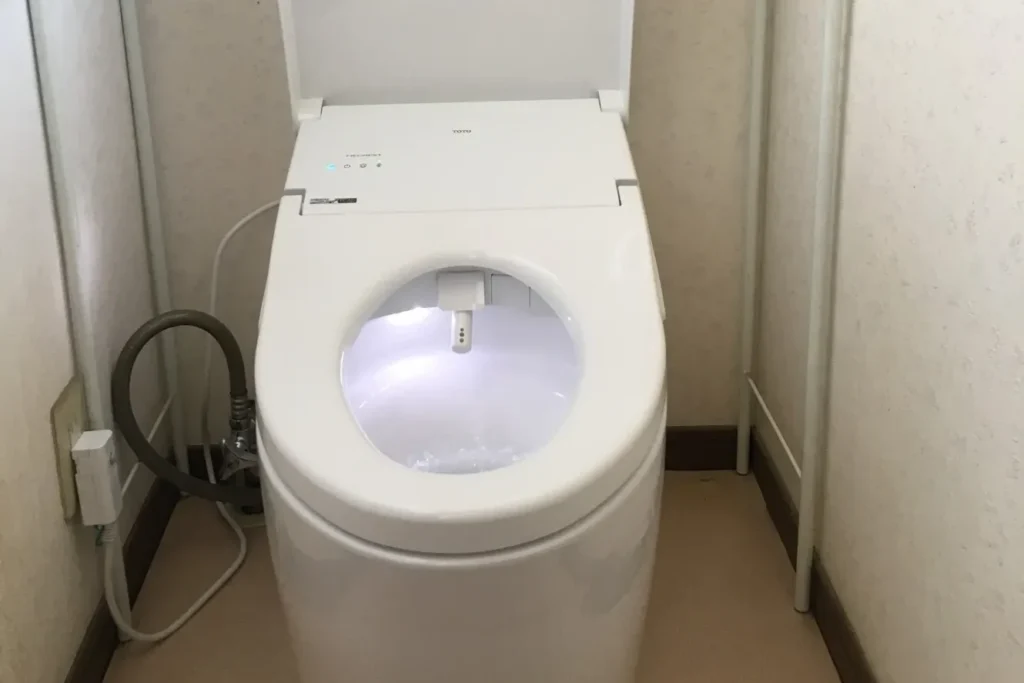 京都府宇治市・築25年住宅のトイレリフォーム完了後