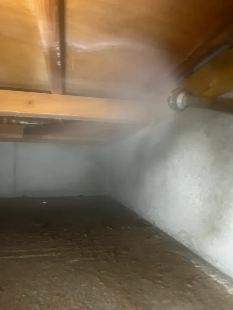 福岡県福岡市の築20年一戸建てで行ったシロアリ予防施工事例