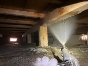 大阪府吹田市の築40年一戸建てで行ったシロアリ予防施工事例