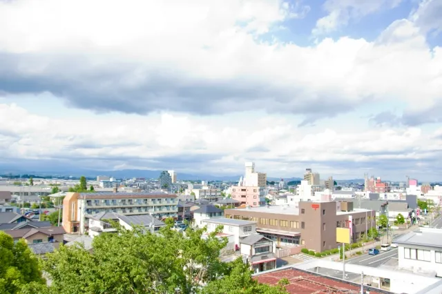 伊勢崎市の住宅地や市街地の風景