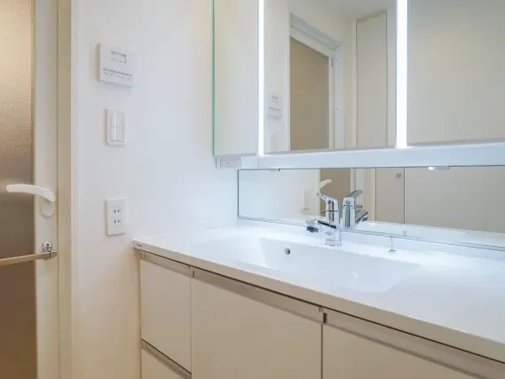 水回りリフォーム後の洗面台空間のイメージ