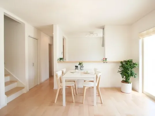 内装や水回りなど住まい全体のリフォームに対応した住宅の施工イメージ